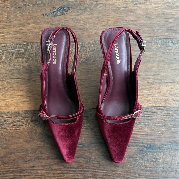 Larroude Ines Pump in Wine Velvet - Picture 9 of 15